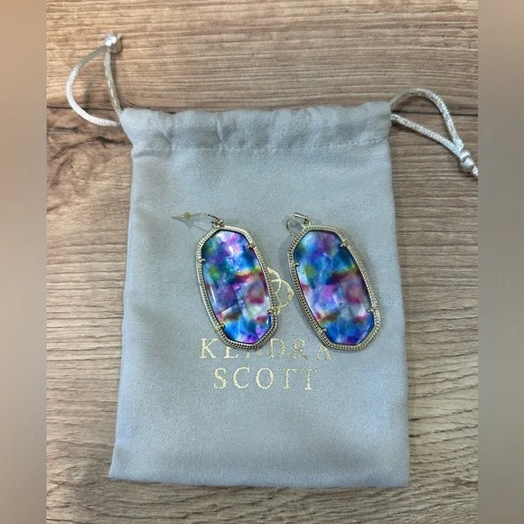 Kendra Scott Jewelry Kendra Scott Danielle Gold Statement